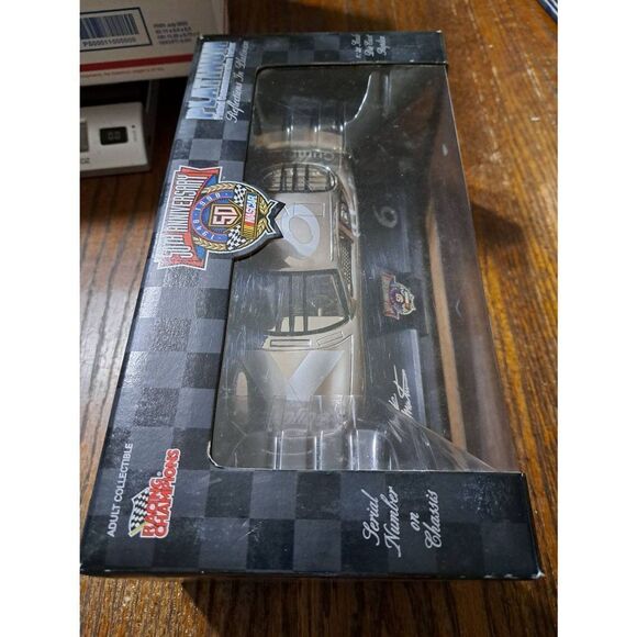 Vintage 98 Racing Champions Platinum Plated Nascar 50th Mark Martin Die Cast Car - Picture 3 of 4